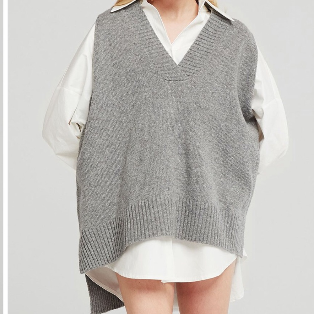 Storets: Oversized Knit Vest+ Oversized Fit Shirt